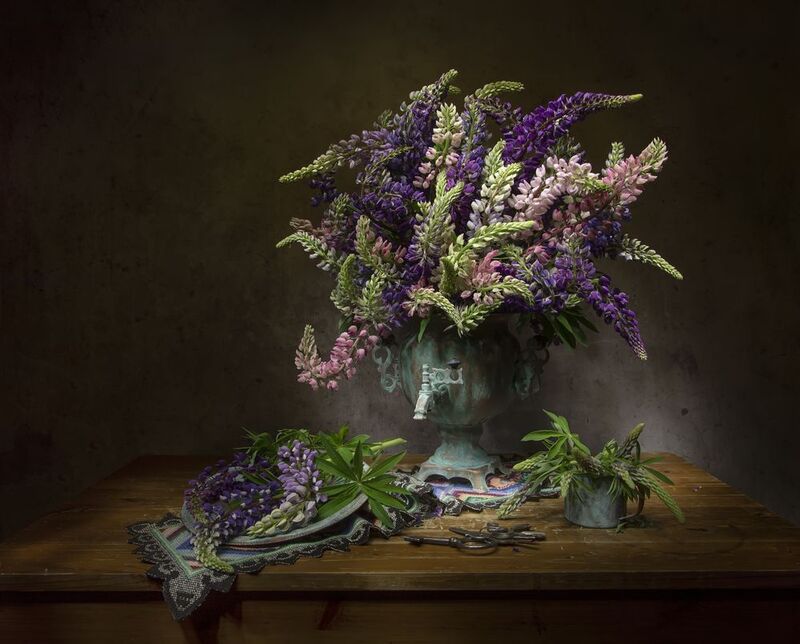 натюрморт, самовар, люпины Причесончик)photo preview