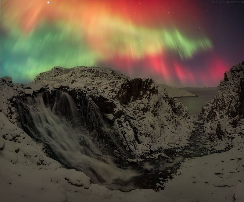 кольский, фототур, яковлевфототур, териберка, северноесияние, арктика Сияние Авроры над водопадомphoto preview