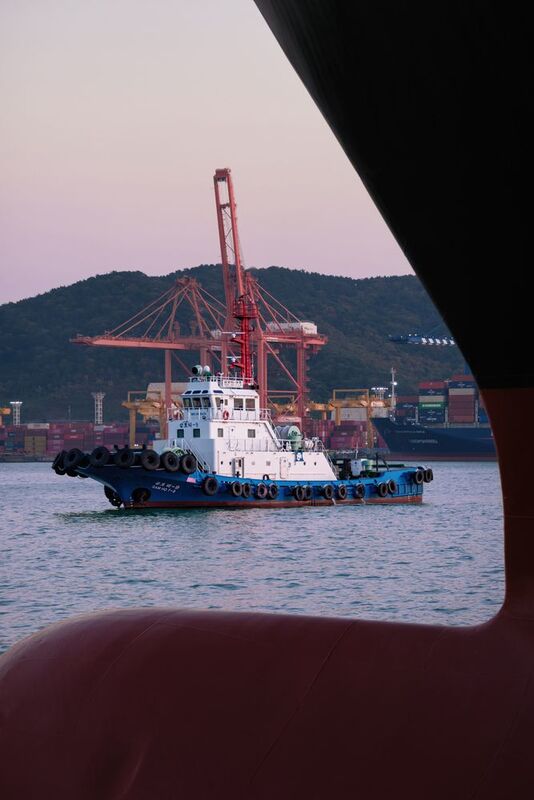 #harbor #tug #cranes #sea #bow #bulbous bow #ship #bay On stand-byphoto preview