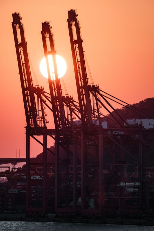 #Dusk #Orange #Iron #Evening #Machine #Engineering #Crane #Public utility #Sunset #List of nonbuilding structure types Solar Crossfirephoto preview