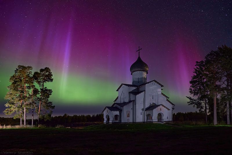 Аврора над Казанским скитом.photo preview