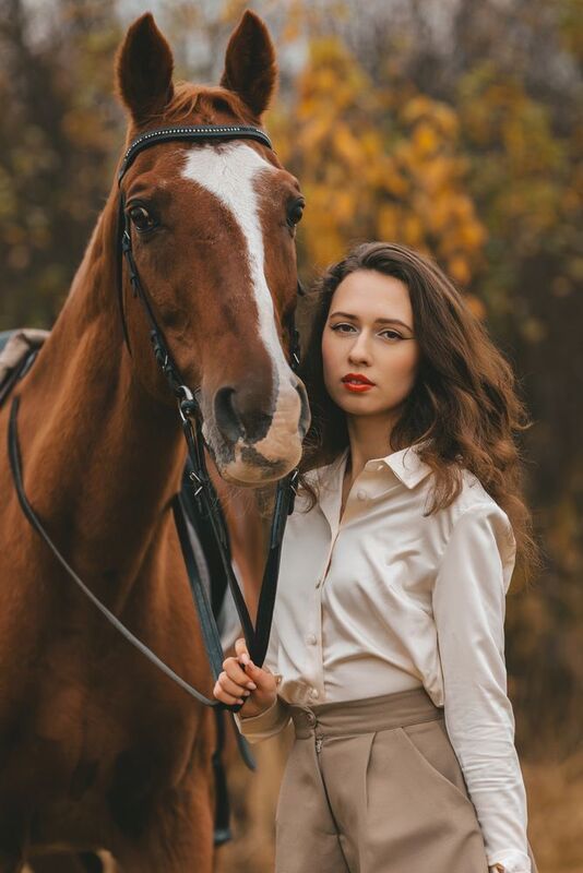 horse woman autumn countryside  фото превью