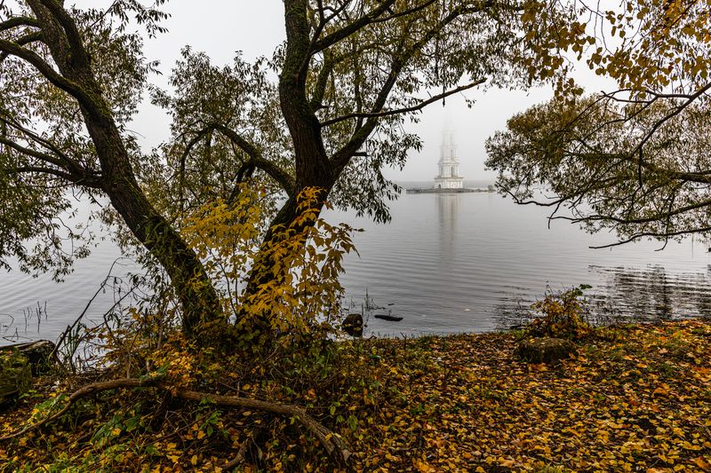 туман, волга, калязин, колокольня, вода Исчезновение тумана фото превью