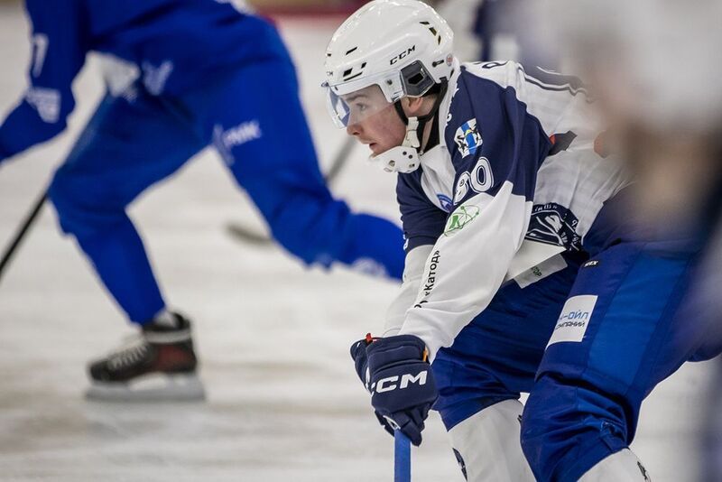 xxxiv чемпионат россии по хоккею с мячом. суперлига - 2025-2026, хк динамо, москва - хк сибсельмаш, новосибирск. 03.12.2025 XXXIV Чемпионат России по хоккею с мячом. Суперлига - 2025-2026, ХК Динамо, Москва - ХК Сибсельмаш, Новосибирск. 03.12.2025photo preview