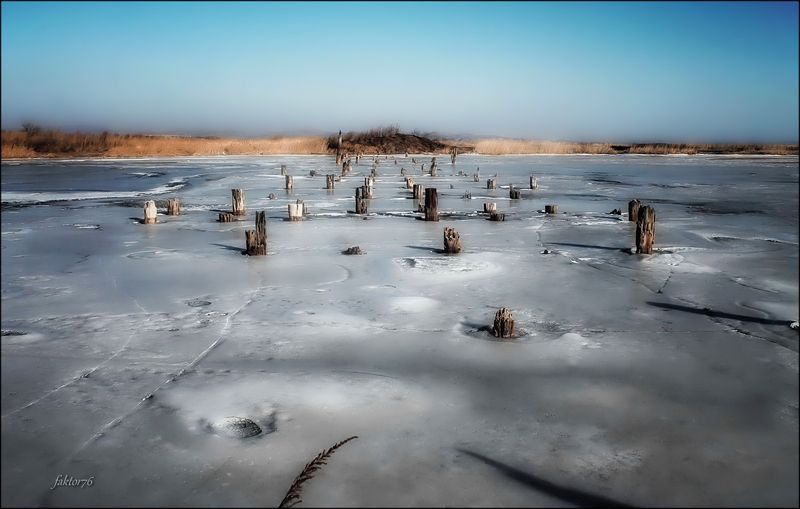 река, лёд, пейзаэ ... а был когда то мост фото превью