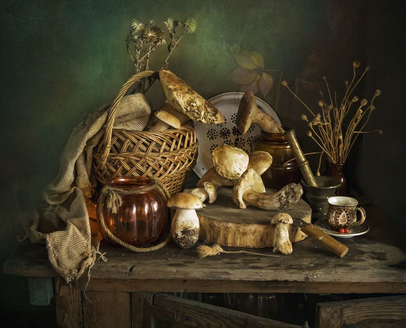 белые грибы, еда, осень,корзина, ступка, сухоцветы С белыми грибами фото превью