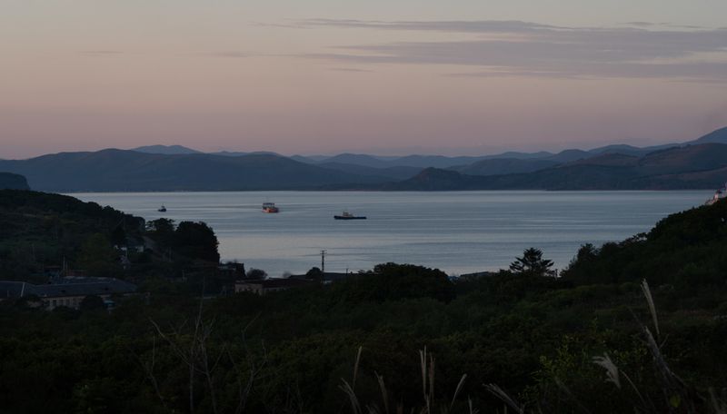 Россия, Приморский край, Приморье, Японское море, Хасанский район, побережье пос. Славянка Приморье в закатных краскахphoto preview