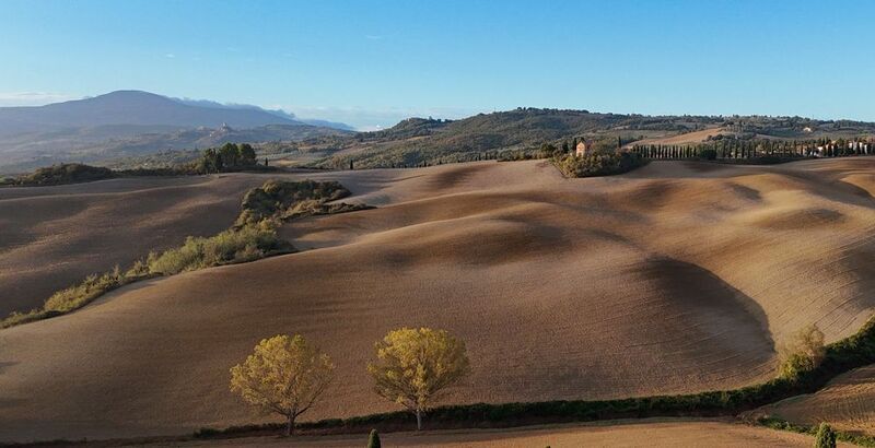 Холмы Тосканы на рассветеphoto preview