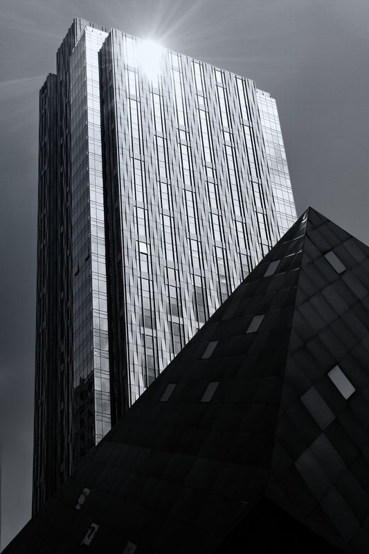 #Daytime #Skyscraper #High-rise building #City #Urban area #Commercial building #Metropolitan area #Landmark #Tower #Glass Urban Contrast IIIphoto preview