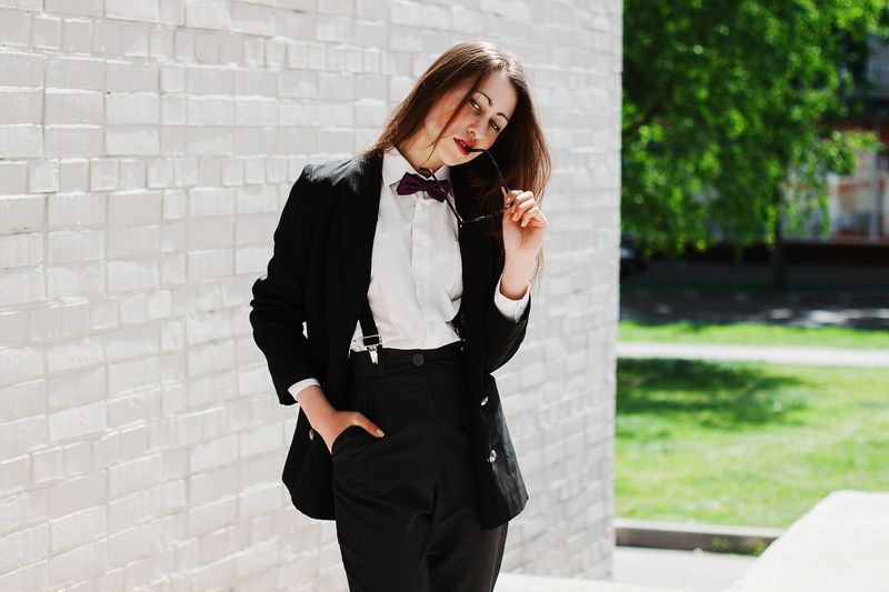 portrait портрет девушка костюм лето модель фешн мода стиль  photo preview