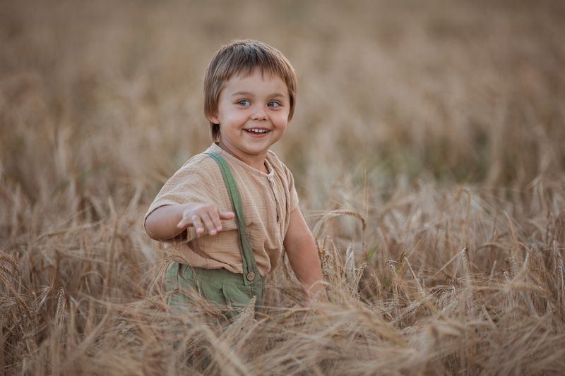 kids children brother sister rye summer august harvest George in rye фото превью