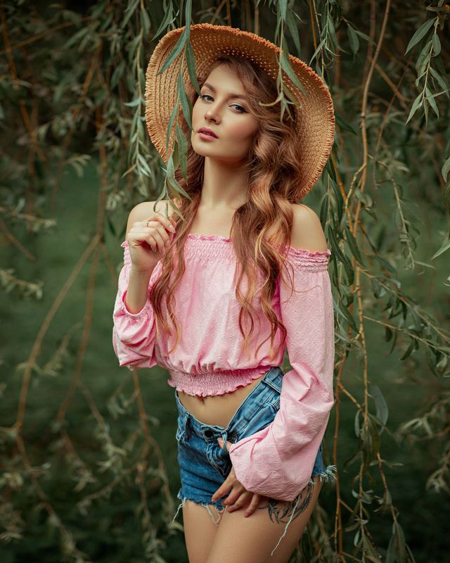 girl, model,hot, studio, portrait, black, light, young, summer, sexy Katephoto preview