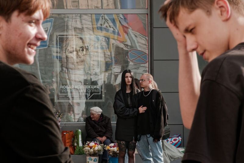 На перекрестке фото превью