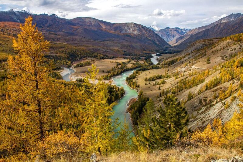 алтай Вид с перевала на р.Аргутphoto preview