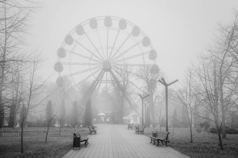 туман, город, колесо обозрения, парк В дымке туманаphoto preview