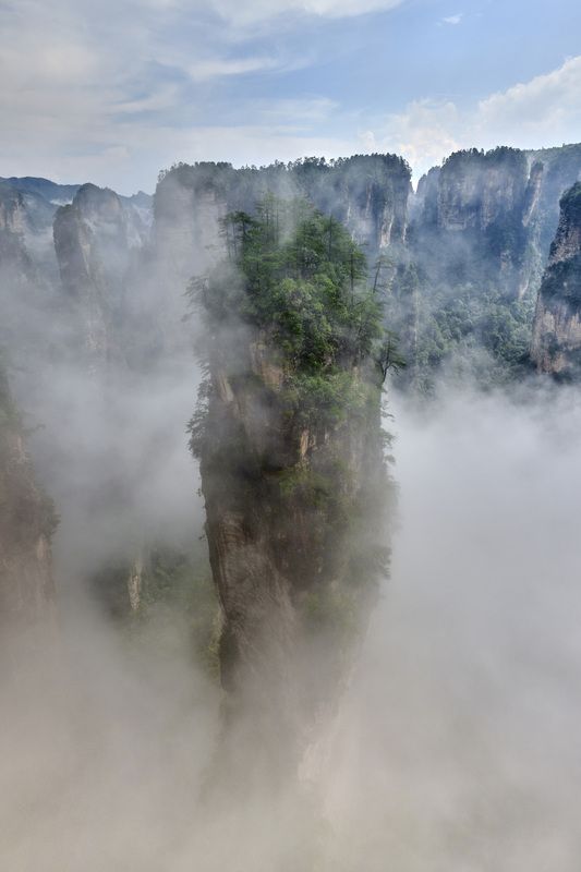 China Fenghuang Китай пейзаж горы АндрейПономарев AndreiPonomarev аватар гора Аватар-гораphoto preview