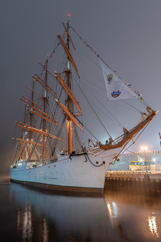 У родного причалаphoto preview