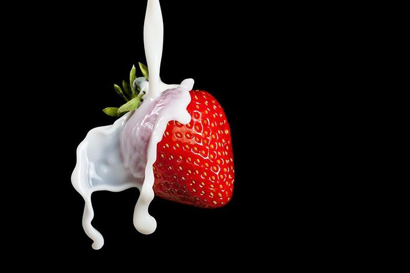 Клубника со сливкамиphoto preview