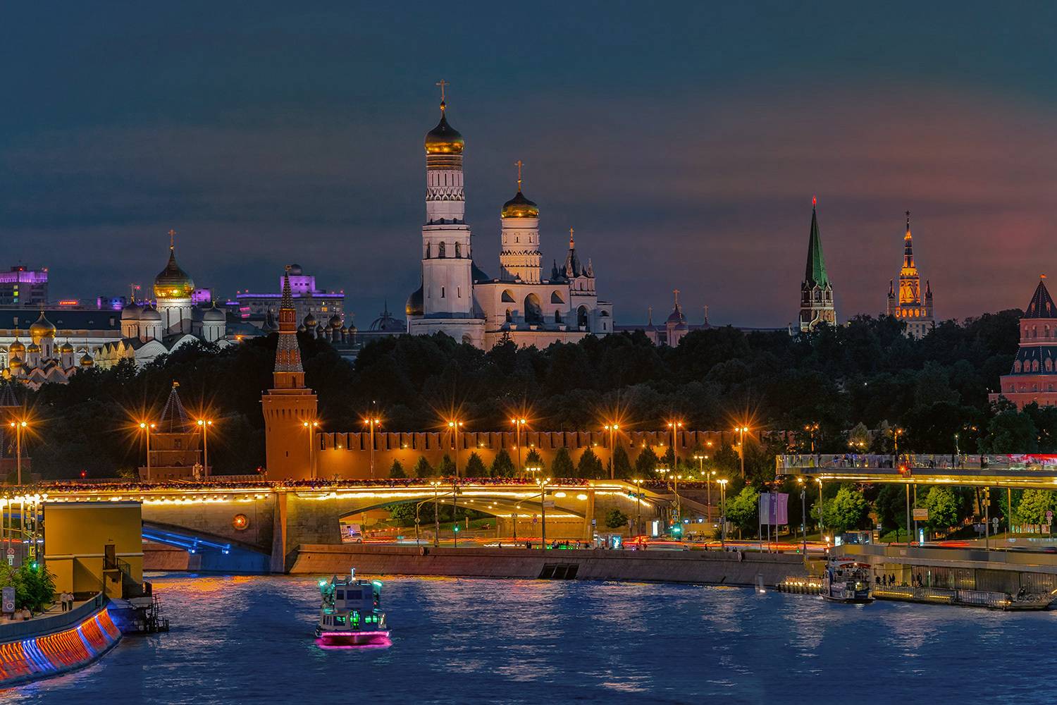 Вечерняя Москва. Автор: Виктор Климкин москва, река, кремль, вечер, пейзаж, город,, Виктор Климкин