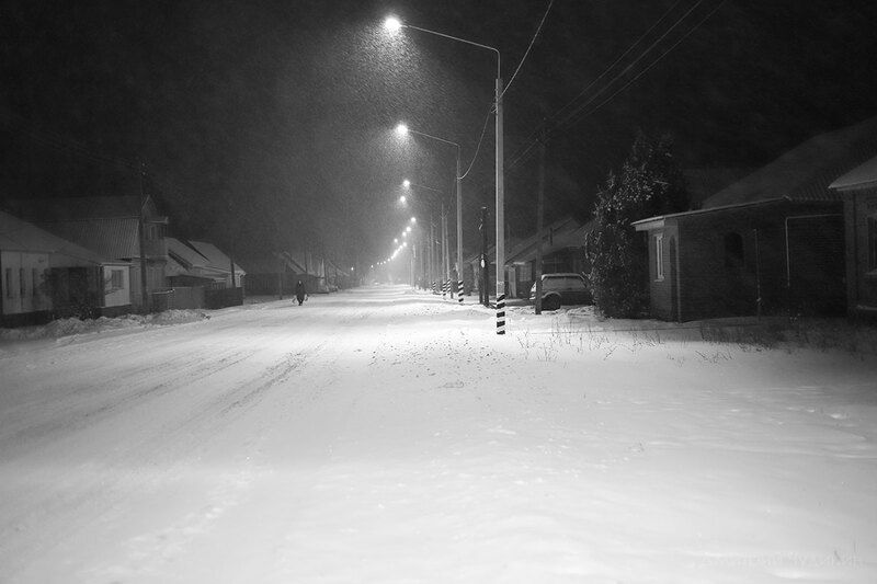 Снегопад в деревнеphoto preview