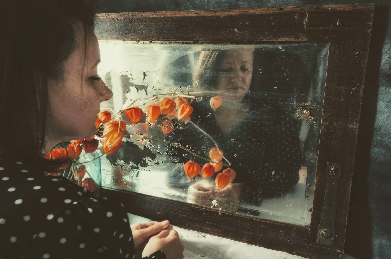 Зазеркальный мир всегда мистичен. Автор: Ирина Данилова , Ирина Данилова