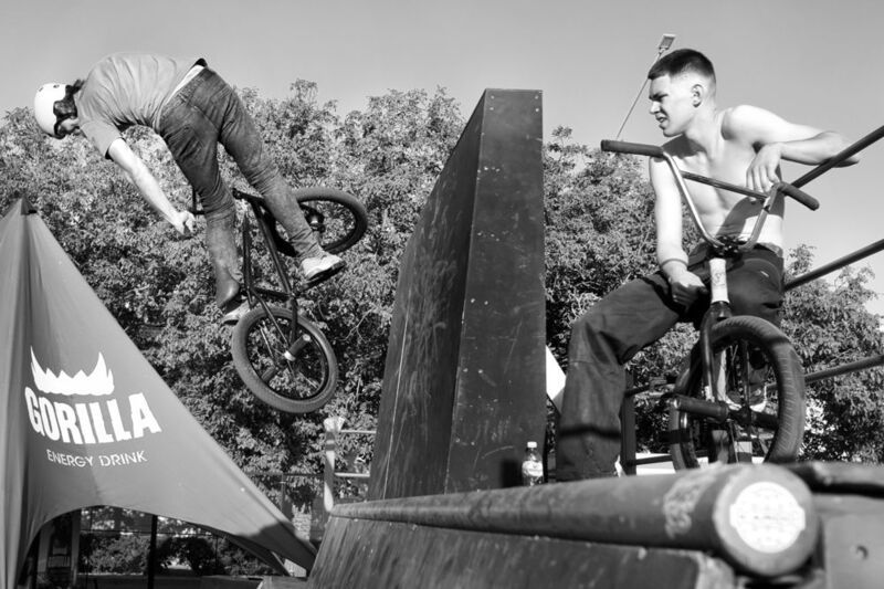 Жизнь, улица, спорт, стена. Живи или смотриphoto preview