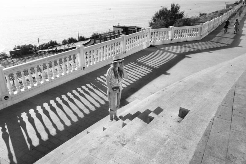 Тень, она, город Тень среди тенейphoto preview