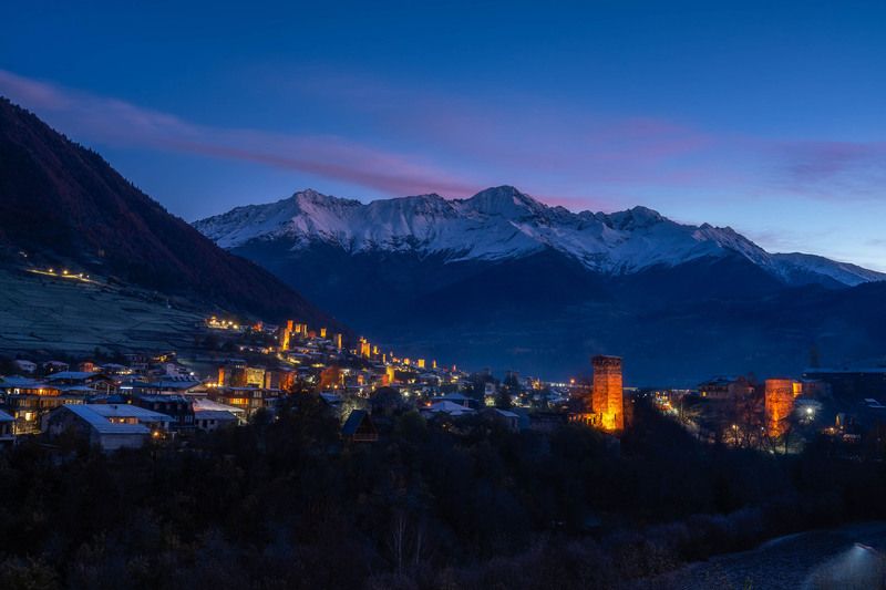 georgia, mestia, night, sunset, mountains, tower Mestia фото превью