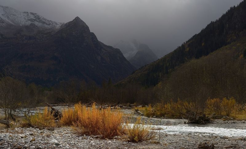 горы осень гондарай Поздняя осень, Гондарай фото превью