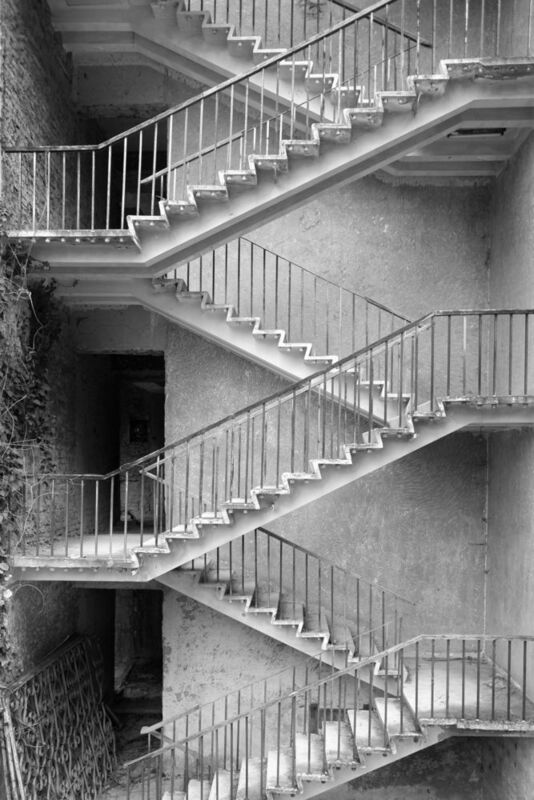 Лестница, судьба, геометрая, путь Разрез жизниphoto preview