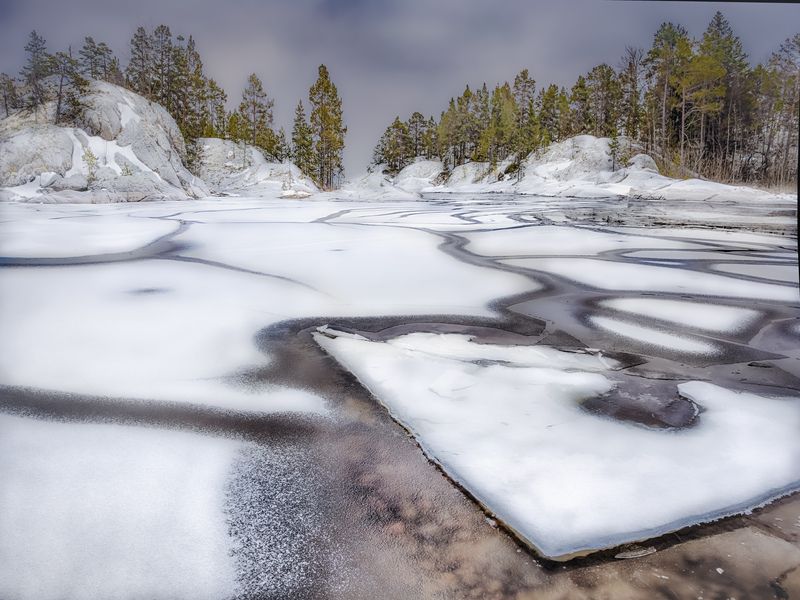 Первый лед на Ладогеphoto preview