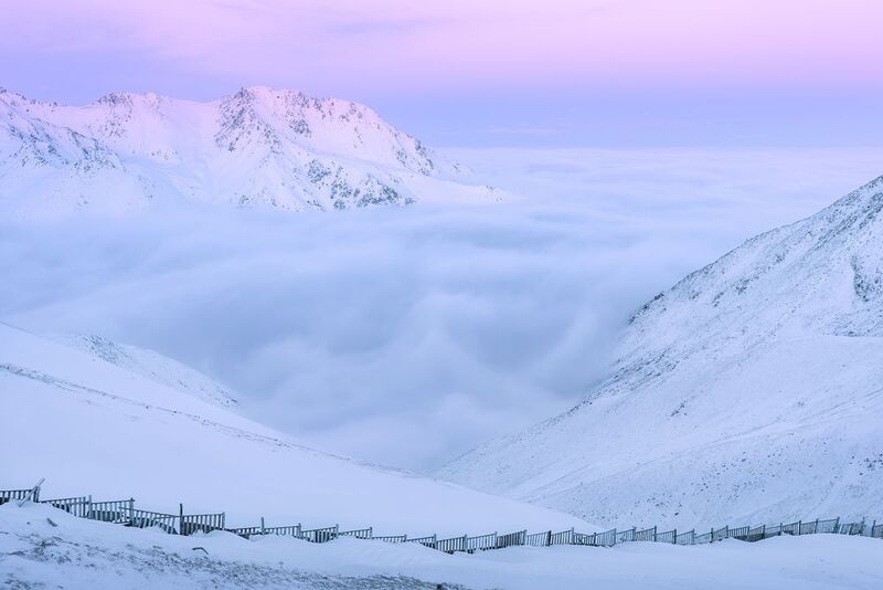 Рассвет в горахphoto preview