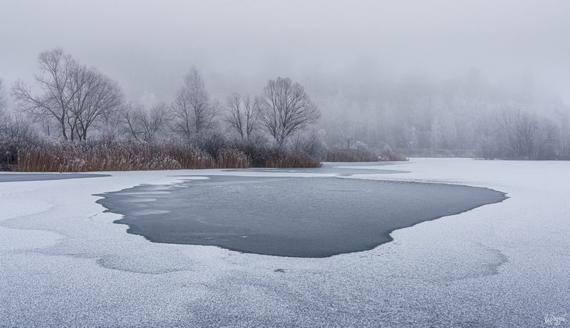 Туман и инейphoto preview