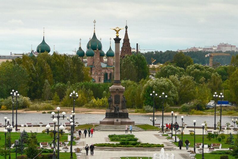 ярославль Ярославль. Памятник 1000-летию Ярославля.photo preview