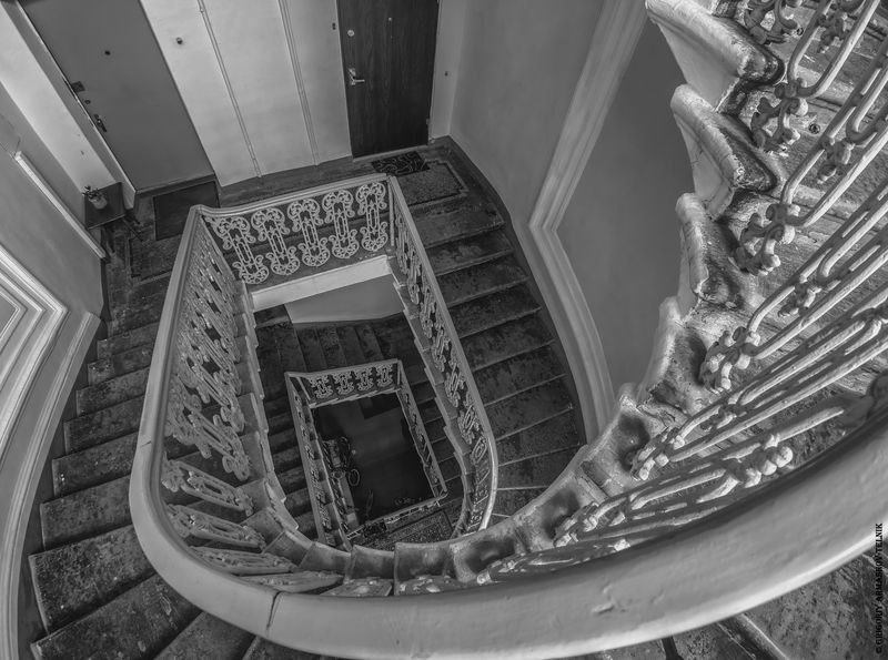 лестница, геометрия, монохром, город, архитектура, Санкт-Петербург В гостях у баронессы фото превью