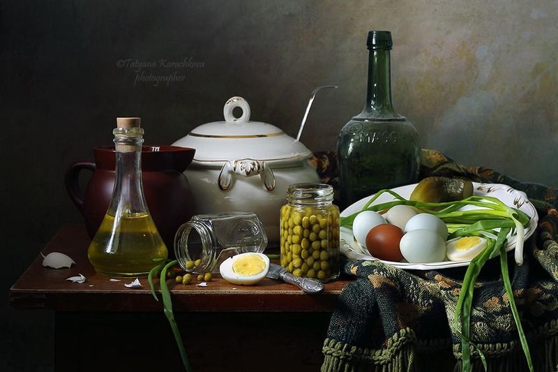 натюрморт, яйца, кувшин, овощи,яйца ухейилюй, гусиные яйца, яичница, Вариации с яйцами и кухонной утварьюphoto preview
