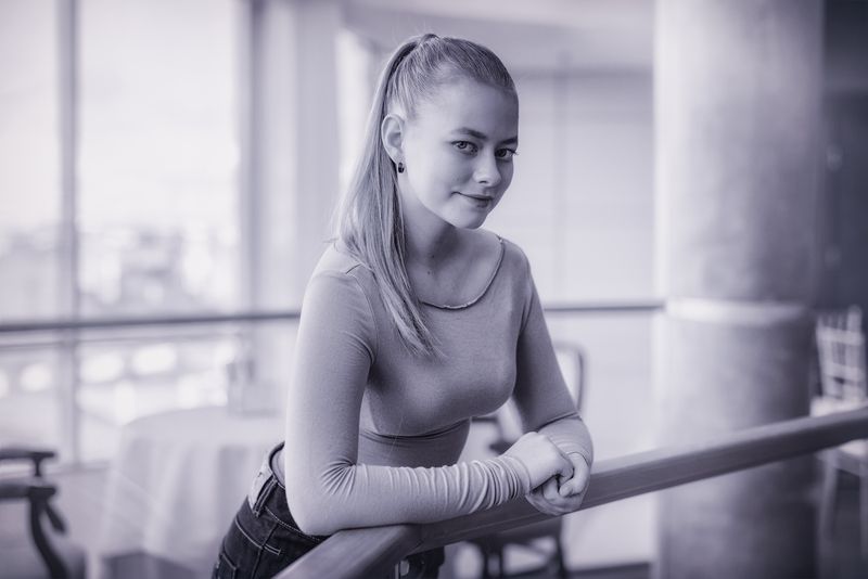 девушка, красавица, принцесса Олесяphoto preview