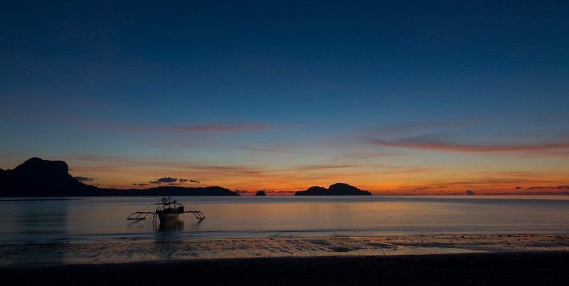 закат, море, лодка Скоро ночьphoto preview