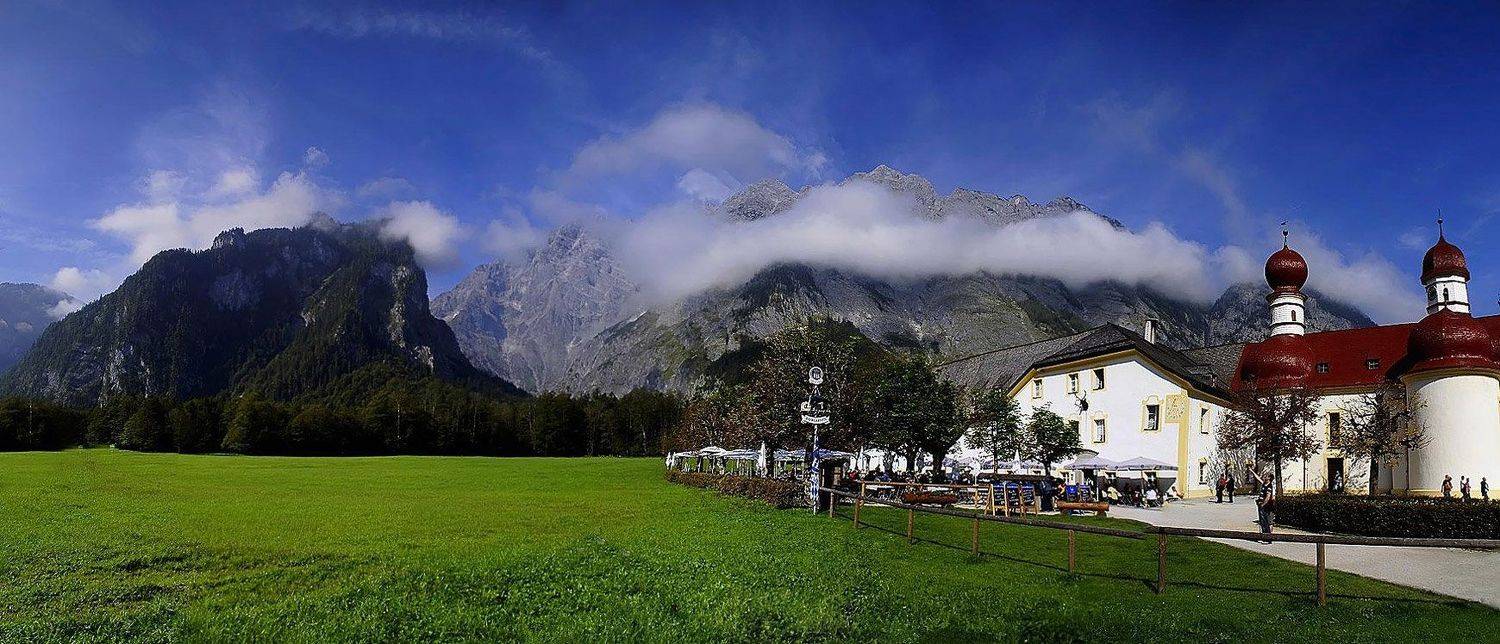 На пики возвышающихся гор, Надеты облачные вуалетки..... Автор: zavlili панорама,пейзаж,горы,альпы, zavlili