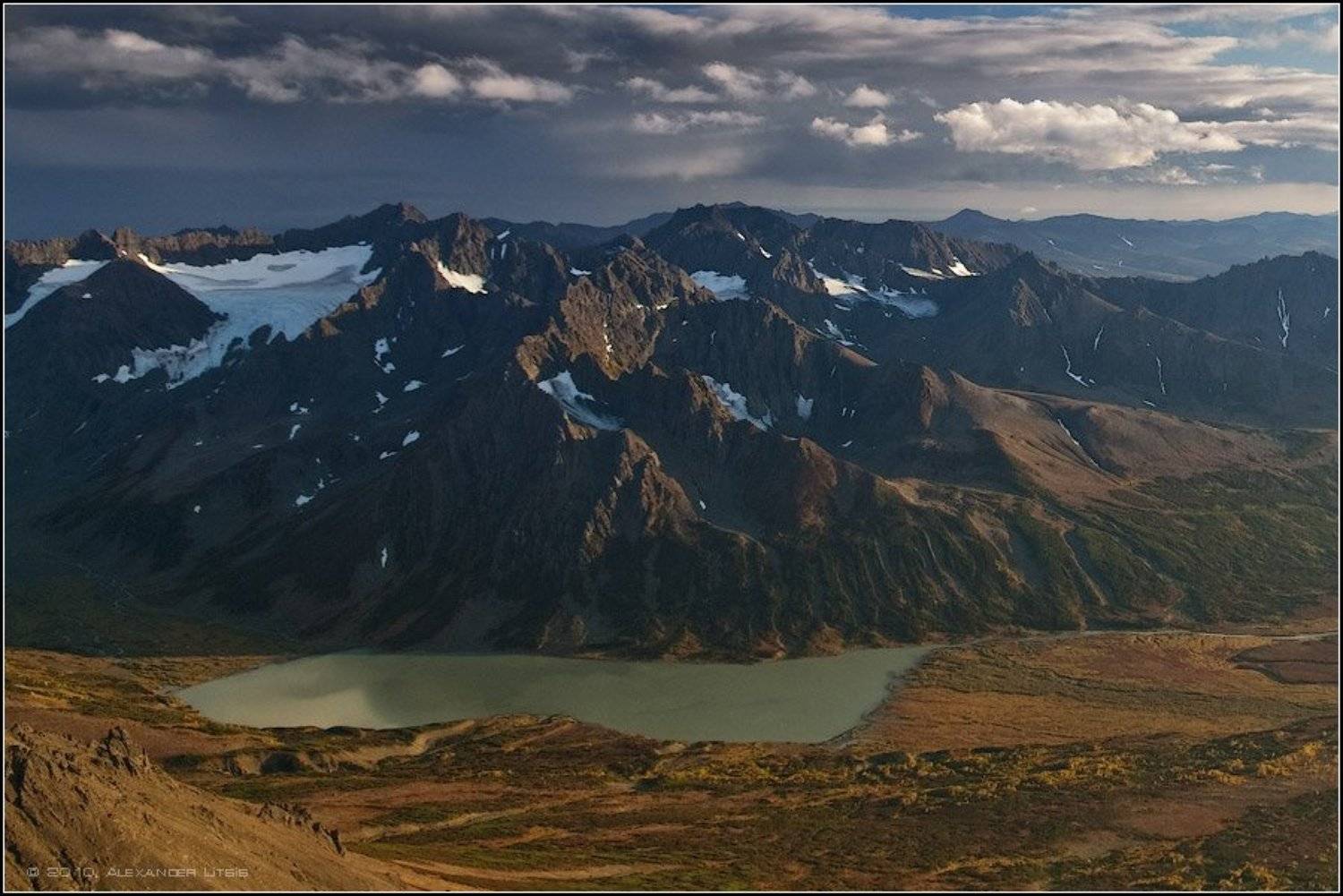 Горная. Автор: Александр Лицис горы,облака,долина,камчатка, Александр Лицис