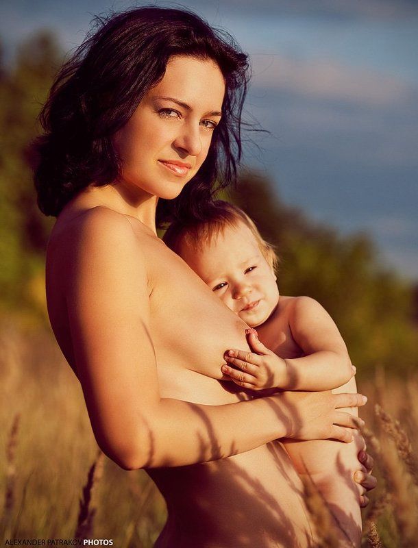 мама,ребенок с ребенкомphoto preview