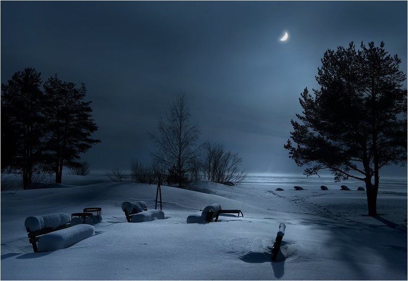 Уютное местечко с видом на мореphoto preview