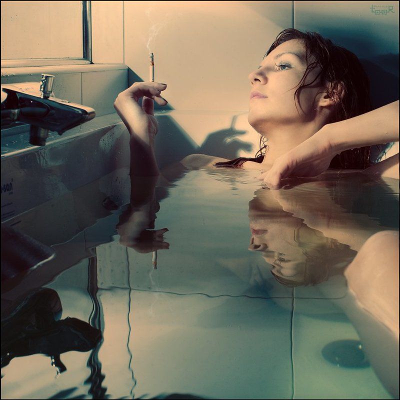 ню Первая кровьphoto preview