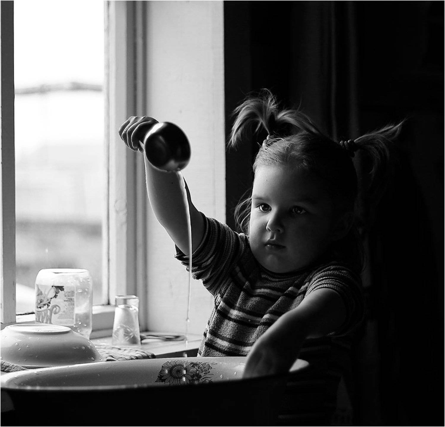 о сконцентрированности, илья шалафаев, детский портрет, посудомойшица, shalapai-art