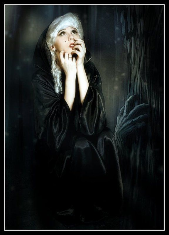 девушка ...photo preview