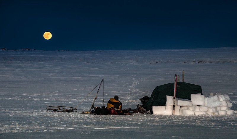 Ужин полярниковphoto preview