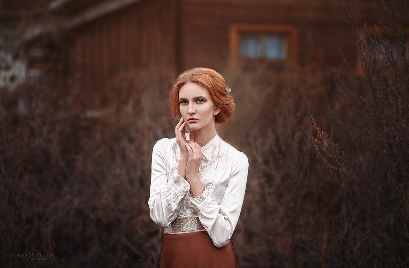 рыжая, осень, грусть, деревня,  девушка, ретро, винтаж nostalgiaphoto preview