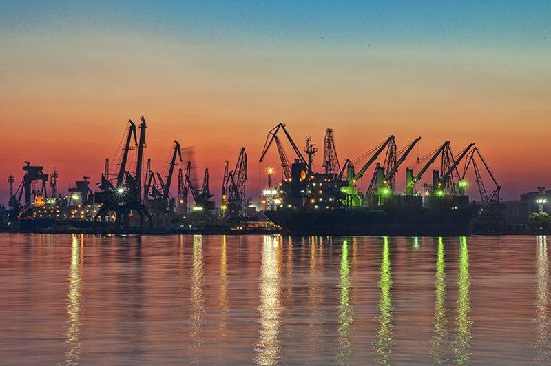 Port Varnaphoto preview