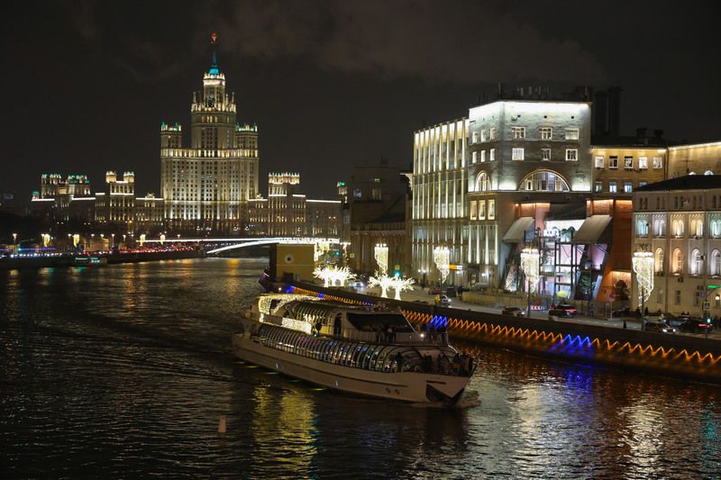 москва,москва река,прогулочные суда, Ночная москва река.. фото превью