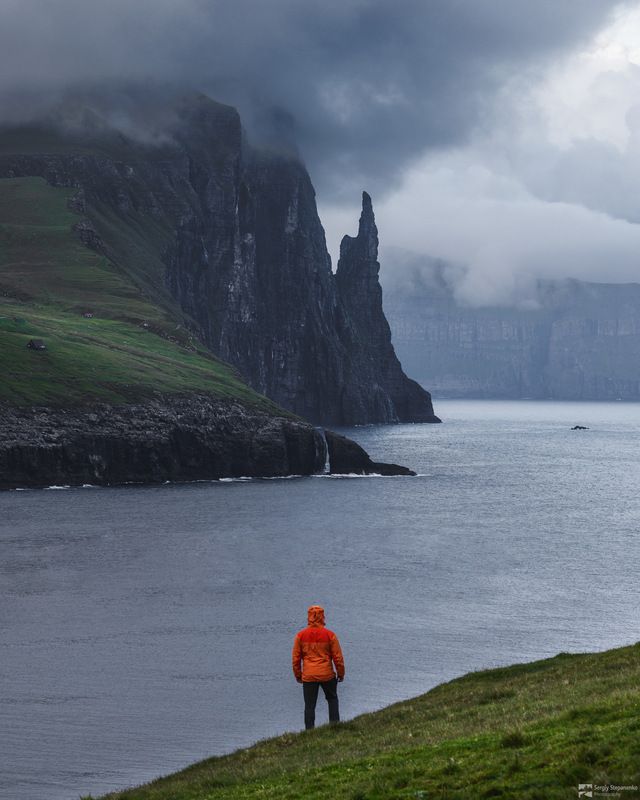 Near The Witches Finger фото превью